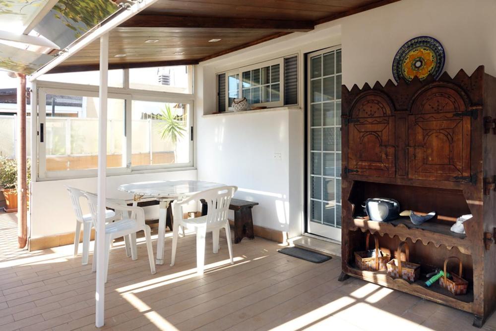 Apartamento Terrazza Con Vista Nettuno Exterior foto