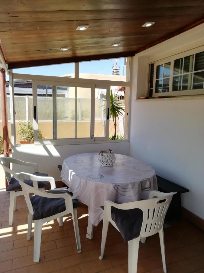 Apartamento Terrazza Con Vista Nettuno Exterior foto